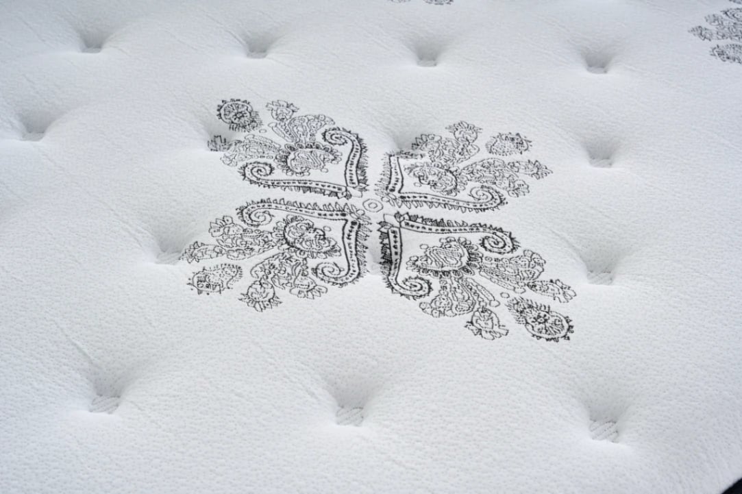 The Royal Comfort - Image 5