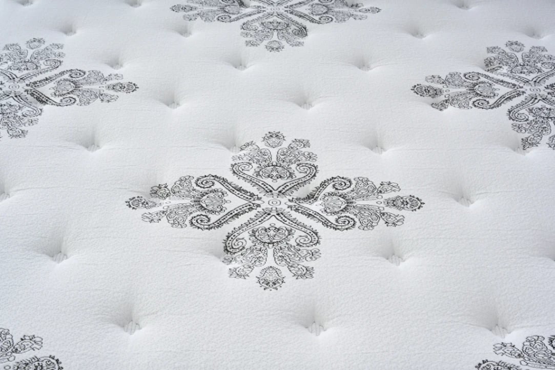 The Royal Comfort - Image 12